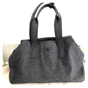 lululemon athletica go getter bag
